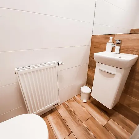 Wlbapartmentspl - Przy Tauron Arena Проживание в семье