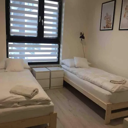 Δωμάτια σε οικογενειακή κατοικία Wlbapartmentspl - Przy Tauron Arena *