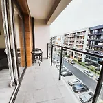 Wlbapartmentspl - Pokoje Przy Tauron Arena Проживание в семье